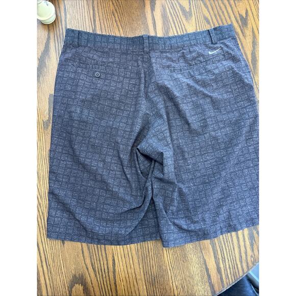Nike Golf Tour Performance Dri-Fit Mens Size 38 black/gray Plaid Shorts - Picture 5 of 6